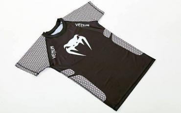 где можно продать старые вещи в бишкеке: Футболка VENUM Качество: высшее!!! Комфорт в каждом движении!
