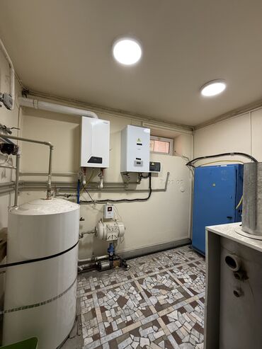 Долгосрочная аренда домов: 180 м², 8 комнат, Амбарная, Бассейн, Бронированные двери — 10