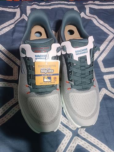 Мужские кроссовки, 44, Skechers, Новый, цвет - Серый