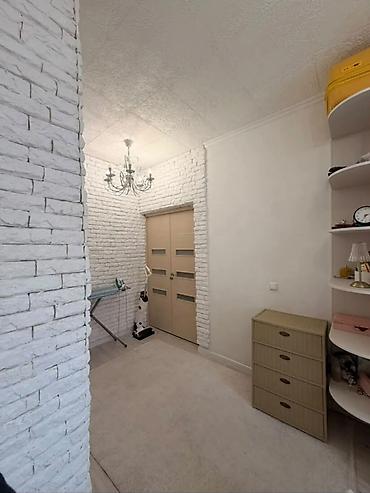 4: 2 комнаты, 60 м², 9 мкр 106 серия, 4 этаж, Косметический ремонт — 5
