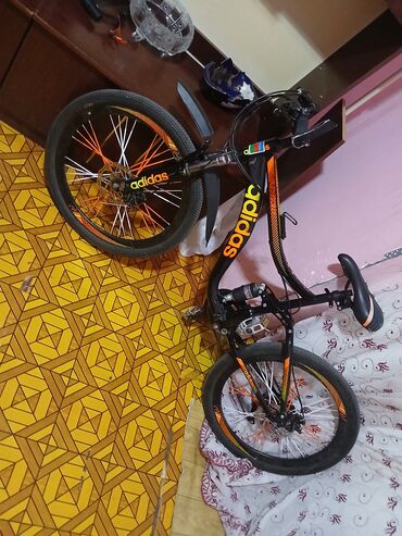 Musiqi alətləri: İşlənmiş Şəhər velosipedi Adidas, 24", sürətlərin sayı: 7
