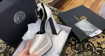 gəlincik üçün ayaqqabılar: Tuflilər, Ölçü: 38, rəng - Ağ, İşlənmiş