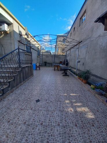 Həyət evləri və villaların satışı: Qaraçuxur qəs. 4 otaqlı, 120 kv. m -da lalafo.az — 10 Həyət evləri və villaların satışı: Qaraçuxur qəs. 4 otaqlı, 120 kv. m — 10