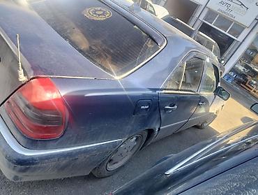 avtomobil aksesuarlar: Mercedes-Benz C-Class: 2 l | 1995 il Sedan — 9