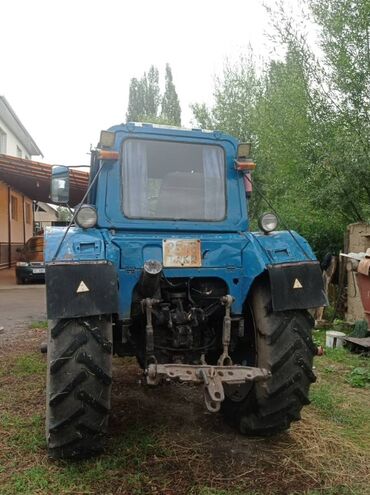 Тракторы МТЗ (Беларус): Трактор Беларус МТЗ 82.1 синего цвета,4x4 отличная передний привод — 3