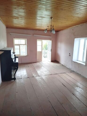 Дома: 3 комнаты, 61 м², Нет кредита, Средний ремонт
