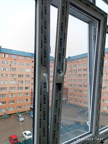 Даяр пластик терезеле, Терезе түрү: Стандарттык, Декоративдик өзгөчөлүктөрү: Фрамуга, Акы төлөнүүчү орнотуу, Бөлүп төлөө жок