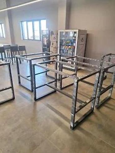 ugaone vitrine forma ideale: IZRADA JAKIH BARSKIH STOLOVA XR5432 | Izrada po meri Dezen ploče po — 7