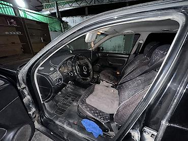 Volkswagen: Volkswagen Golf: 2001 г., 1.9 л, Механика, Дизель, Хэтчбэк — 6