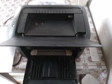 hard disk notebook: Canon i-SENSYS LBP6020B lazer printeri. Qara rəngdə olan bu printer