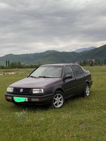 дворники на машину: Volkswagen Vento: 1992 г., 1.8 л, Механика, Газ, Седан