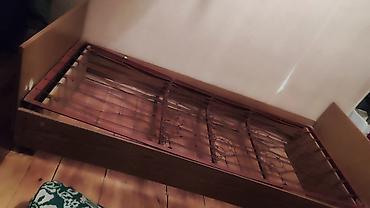 Çarpayılar: İşlənmiş, Təknəfərlik çarpayı, Bazasız, Matrassız, Siyirməsiz -da lalafo.az — 9 Çarpayılar: İşlənmiş, Təknəfərlik çarpayı, Bazasız, Matrassız, Siyirməsiz — 9