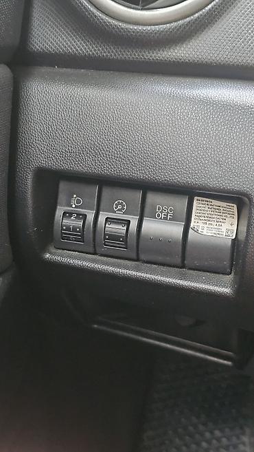 катализ: Mazda 3: 2005 г., 1.6 л, Кол менен иштөөчү, Бензин, Седан — 5