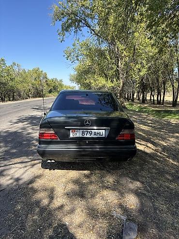 капот w 124: Mercedes-Benz E-Class: 1994 г., 3.2 л, Автомат, Газ, Седан — 3