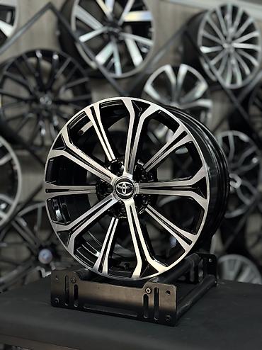Литые Диски R 17 Toyota, Комплект, отверстий - 5, Б/у