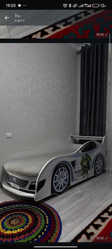 bugatti chiron: Детская кровать-машина с подъемным основанием и боковыми бортиками — 1