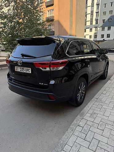 highlander 2017: Toyota Highlander: 2017 г., Бензин — 8