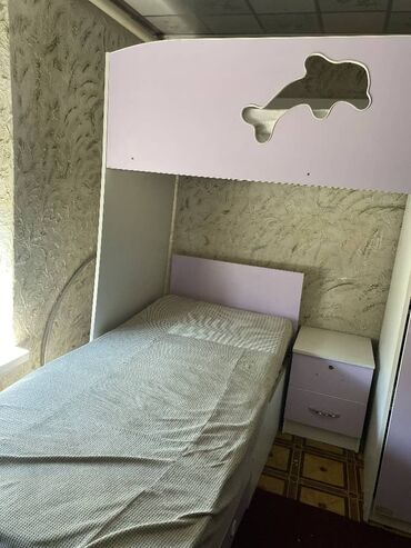 постельное бельё для подушки: Продаю детскую двухярусную кровать Удобная кровать с встроенным