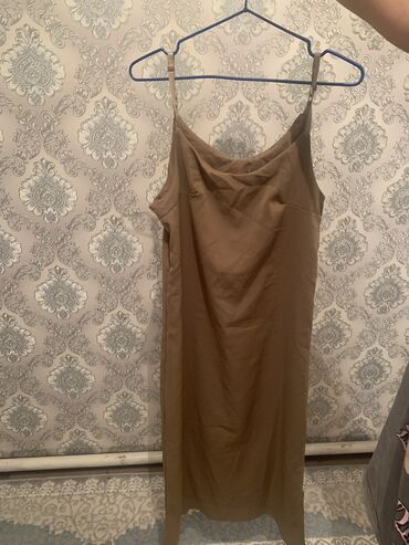 платье zara: Вечернее платье, Классическое, Длинная модель, Атлас, Без рукавов, S (EU 36), M (EU 38)