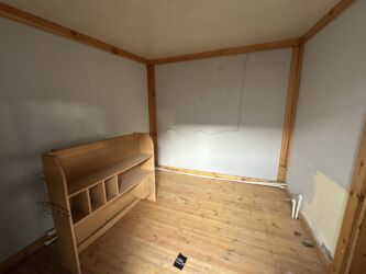 Həyət evləri və villaların satışı: 4 otaqlı, 300 kv. m, Kredit yoxdur, Orta təmir — 16