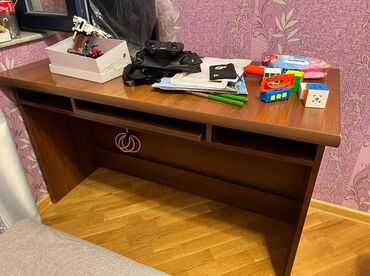 hamam üçün kafel metlax: Компьютерный стол, Б/у