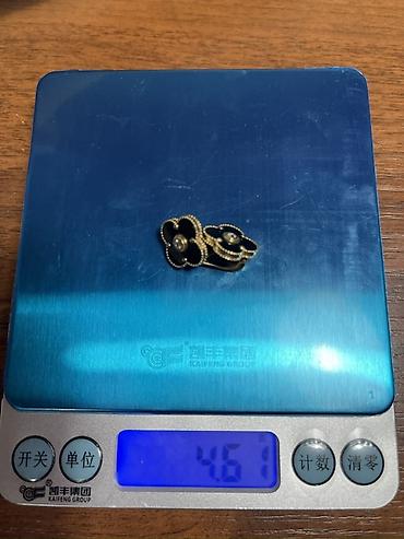 Наборы украшений: 585, 583, 375 за грамм 8500, вес указан — 4