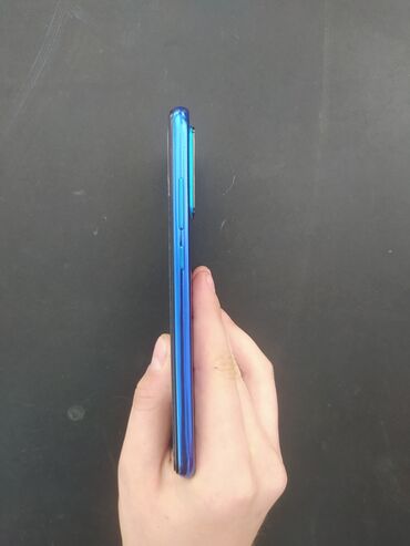 400 manatliq telefonlar: Xiaomi Redmi Note 8, 64 GB, rəng - Mavi, 
 Düyməli, Barmaq izi, İki sim kartlı