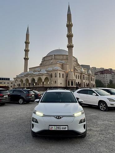 подушки в машину: Hyundai Kona: 2018 г., Автомат, Электромобиль, Кроссовер — 1