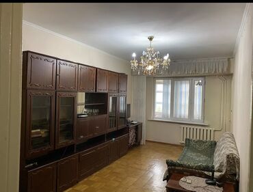 Продажа домов: 2 комнаты, 54 м², Индивидуалка, 7 этаж, Старый ремонт