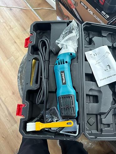 Животные: Профессиональная машинка для стрижки овец от Makita. Предназначена — 4