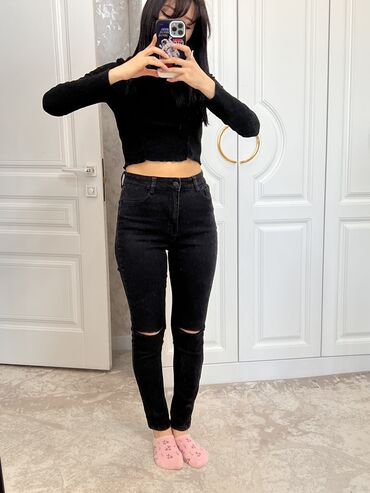 утепленные джинсы на девочек: Джинсы и брюки, цвет - Черный, Б/у