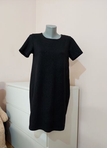 plisirane duge haljine: S (EU 36), color - Black, Other style, Short sleeves