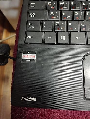 Toshiba: Toshiba Satellite noutbuku windows8.1 yadas 500gb - Ekran: 15.6" geniş — 2