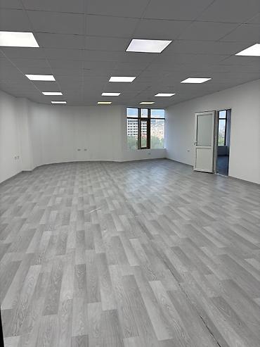 фучика рыскулова: Аренда офисов, 450 м², В бизнес центре, С отдельным входом — 1