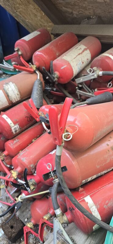 редуктор для газового баллона: Огнетушители порошковые и углекислотные (переносные) - Корпус