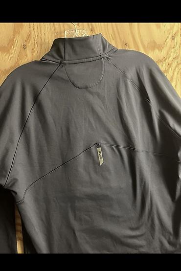 толстовка флисовая: Продаю толстовку Kuiu. Размер L. 48-52 XL 52-56 С Америки. Номер — 4