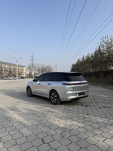 Lixiang: Lixiang L8: 2023 г., 1.6 л, Автомат, Гибрид, Кроссовер — 4