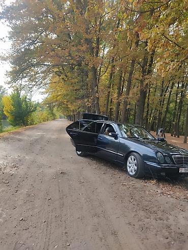 Продажа авто: Mercedes-Benz E-Class: 2002 г., 2.8 л, Автомат, Бензин, Седан — 3