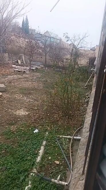 Həyət evləri və villaların satışı: Avtozavod Qəsəbəsi, Komandirin Küçəsi, Leyla Marketin yanı ( — 5