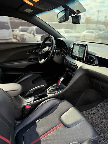 Hyundai: Hyundai Veloster: 2019 г., 1.6 л, Автомат, Бензин, Хэтчбэк — 10