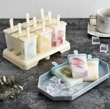 ведро пластиковое: Мороженник для изготовления мороженого, в комплекте пачка палочек и 9