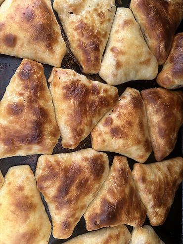Балыктар: Самса с форелью - Начинка: нежная форель, сочная и ароматная, с — 1