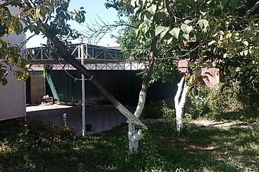 Продажа коттеджей и домов: 🏡продается 2 этадный дом. 📍Кок Жар ж/м. Площадь дома: 100. Площадь — 4