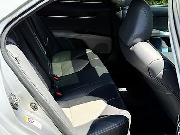 corolla 2004: Toyota Camry: 2018 г., 2.5 л, Автомат, Бензин, Седан — 6