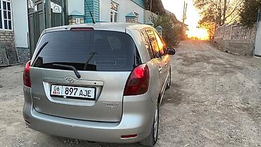 Toyota: Toyota Corolla: 2003 г., 1.6 л, Ручные, Газ, Минивэн — 5