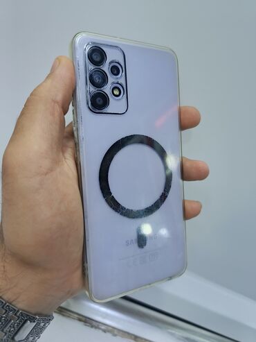 VAZ (LADA): Smartfon – alt hissə görünüşü - 3.5 mm qulaqcıq girişi - USB Type‑C