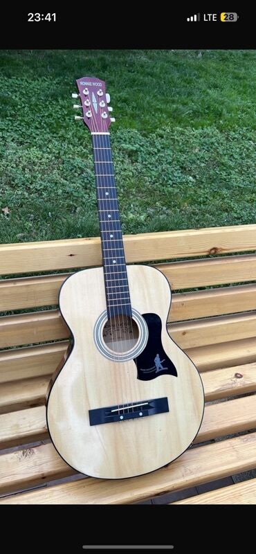купить скрипку недорого: Акустическая гитара Ronnie Wood AG38 - Тип: акустическая