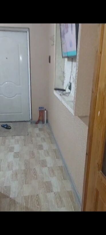 Uzunmüddətli kirayə evlər: 40 kv. m, 1 otaqlı, Telefon, Su, Kanalizasiya — 16