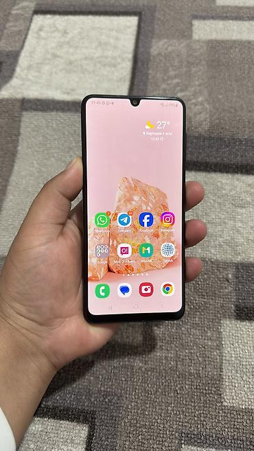 galaxy a32: Samsung Galaxy A22, Б/у, 64 ГБ, цвет - Черный, 2 SIM — 1