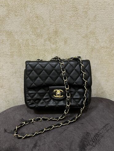tek qas sirga modelleri: Chanel canta